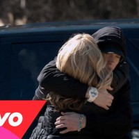 Video: Eminem | Headlights ft. Nate Ruess